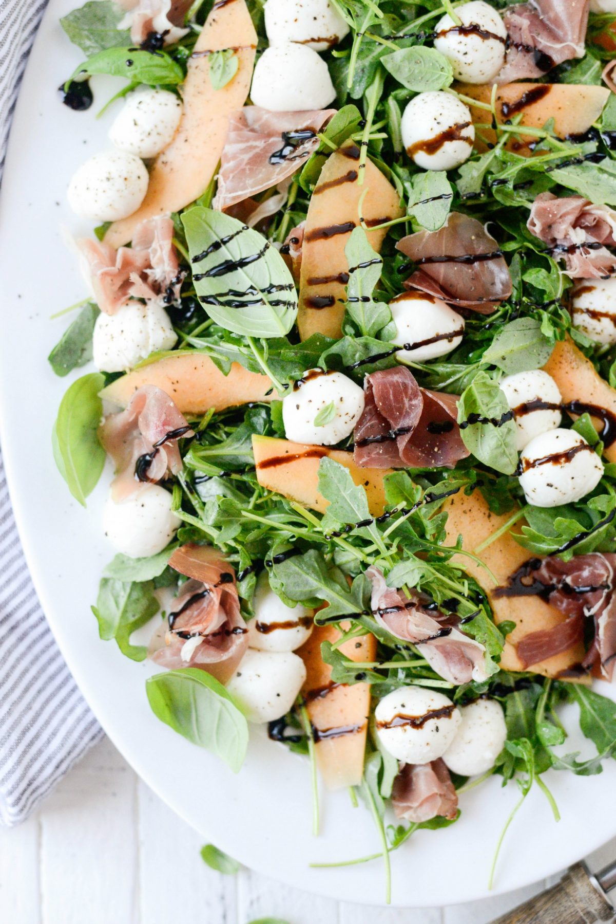 Cantaloupe e Prosciutto Arugula Salad l SimplyScratch.com 