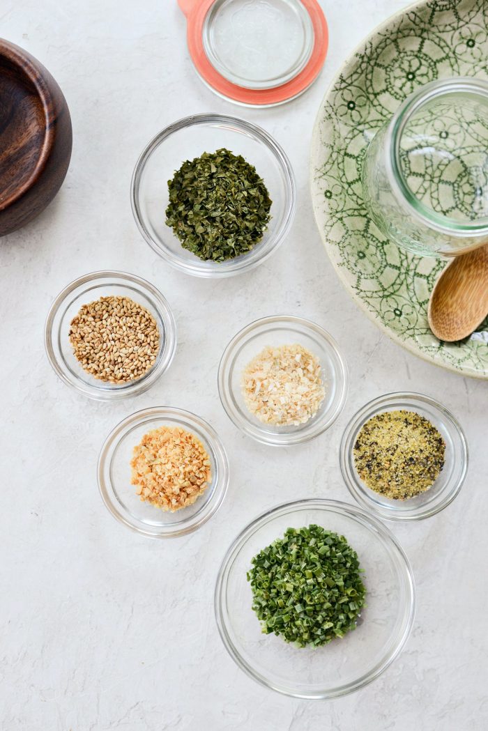 DIY Garlic and Herb Seasoning Mix - Sustain My Cooking Habit