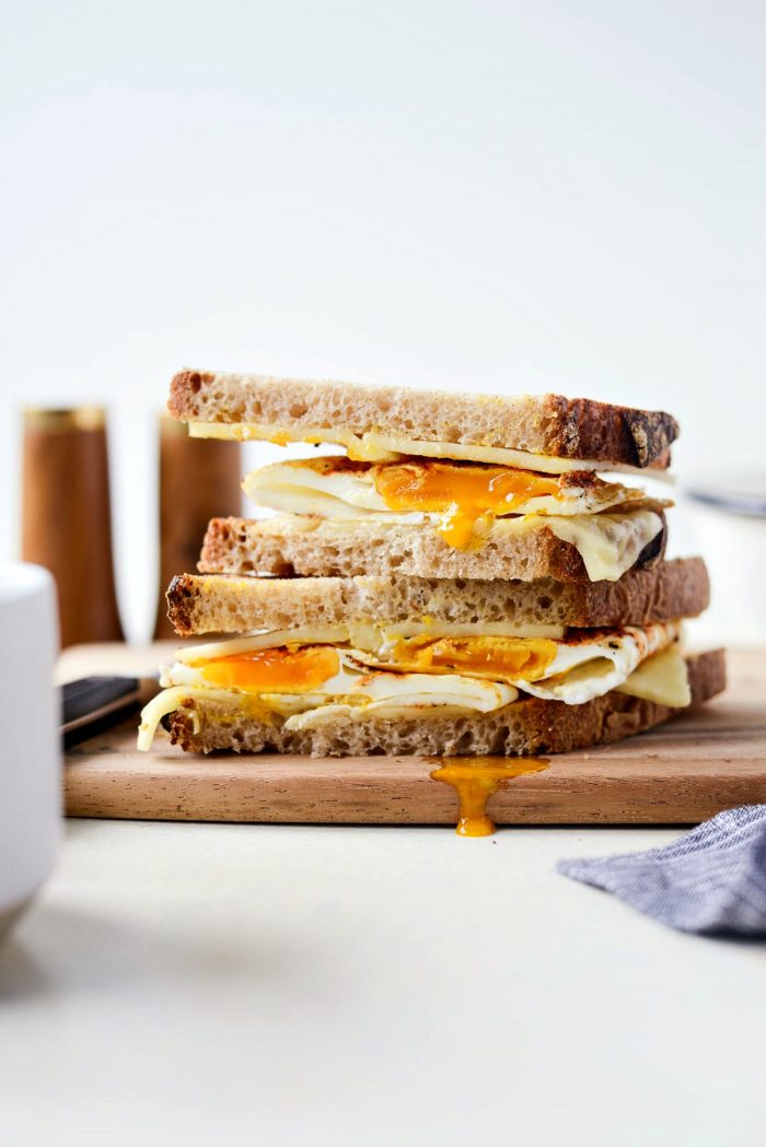 Best Fried Egg Sandwich l SimplyScratch.com #breakfast #sandwich #eggs #cheese #best