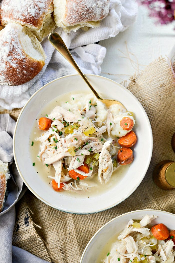 Slow Cooker Chicken and Vegetables l SimplyScratch.com #slowcooker #chicken #vegetables #dinner #meal #easy #simplyscratch