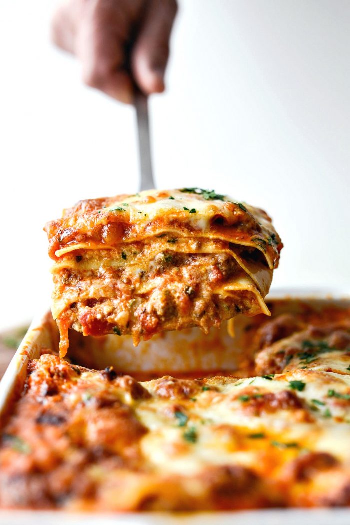 Small Batch Lasagna l SimplyScratch.com #easy #smallbatch #lasagna #dinner #pasta #bakedpasta #recipe