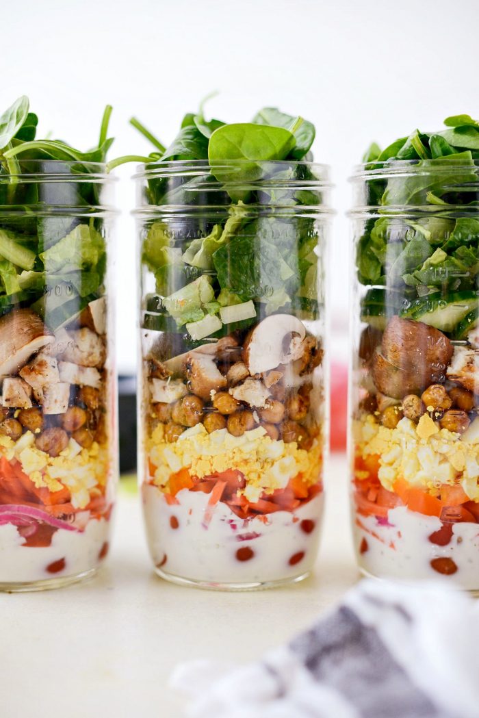 LUNCH MEAL PREP - Mason Jar Salad #masonjarsalad #saladinajar 