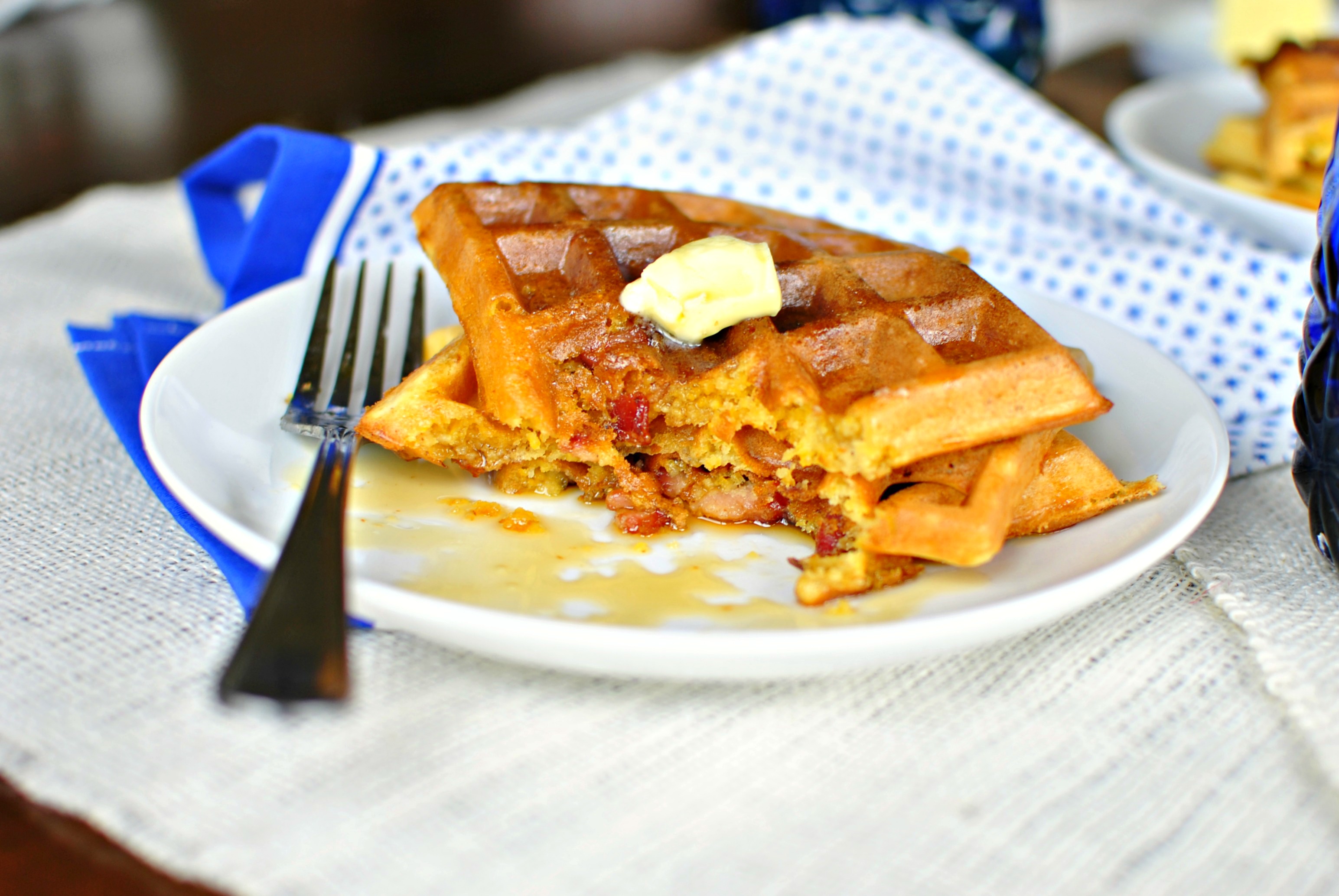 https://www.simplyscratch.com/wp-content/uploads/2013/01/Bacon-Cheddar-Cornmeal-Waffles-Bite.jpg