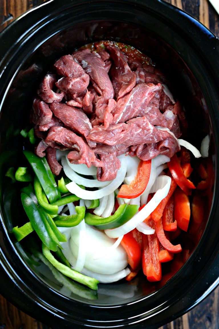 5-ingredient Slow Cooker Steak Fajitas - Simply Scratch