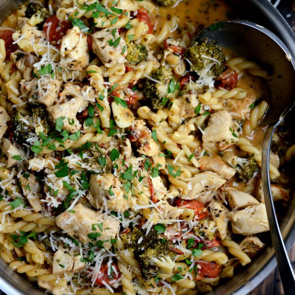 One Pan Chicken Pesto Pasta - Simply Scratch