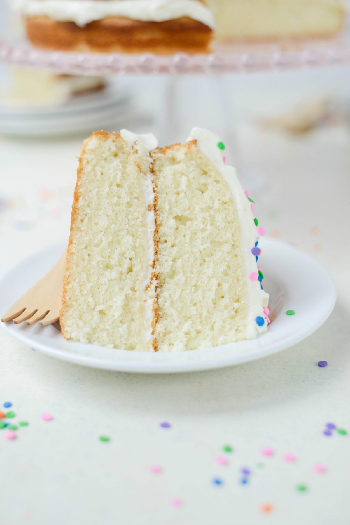Vanilla Cake with Vanilla Buttercream Frosting Recipe: How to Make It