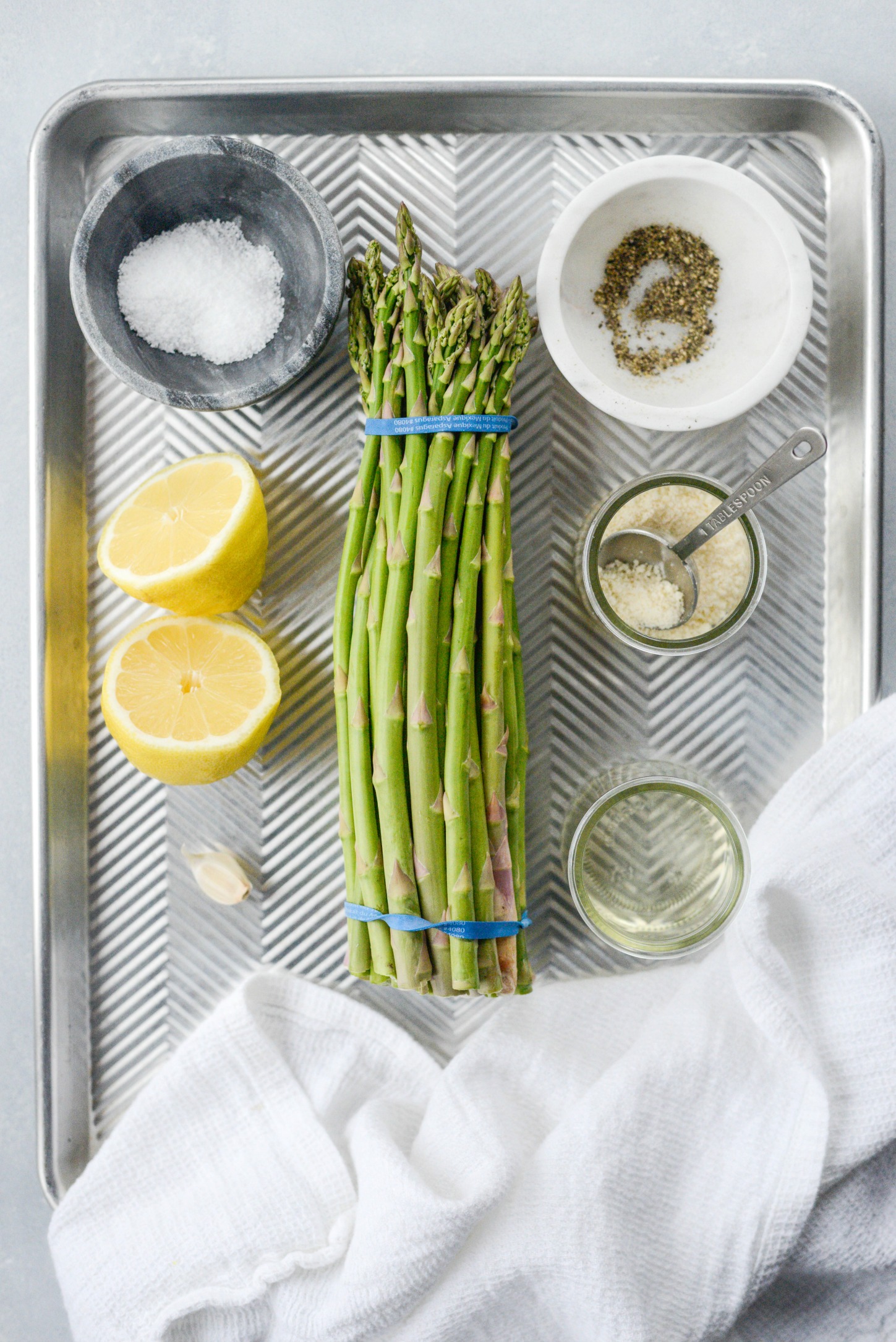 Garlicky Lemon Parmesan Roasted Asparagus - Simply Scratch