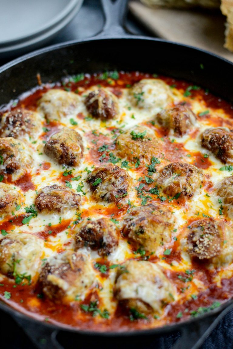 Skillet Chicken Parmesan Meatballs - Simply Scratch