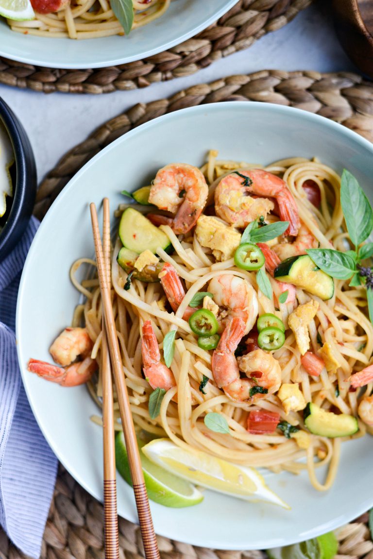 Drunken Noodles With Shrimp And Zucchini - Simply Scratch