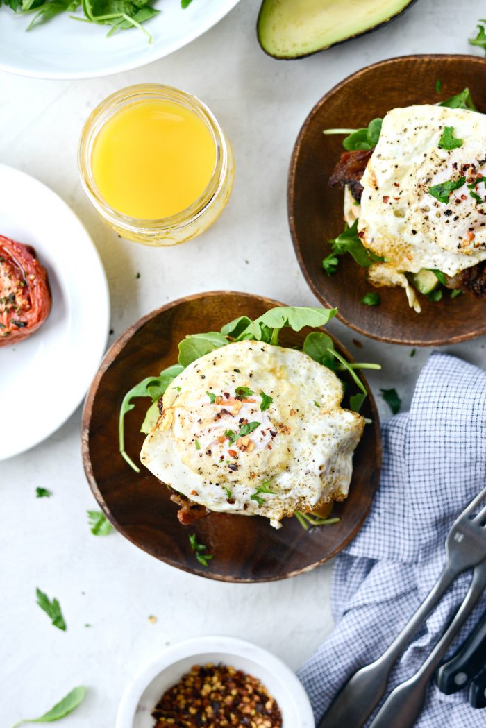 Open-Faced Breakfast BLAT with Spicy Mayo