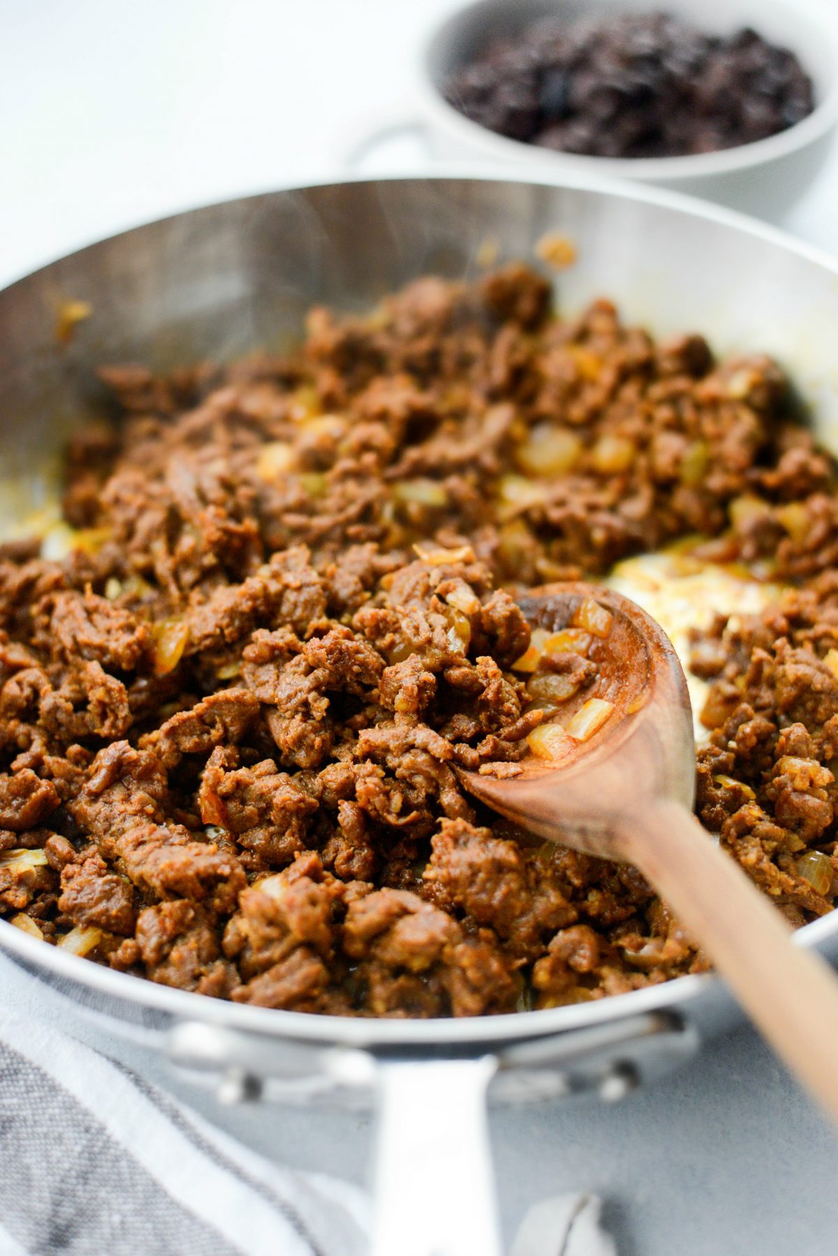 skillet of cooked chorizo.