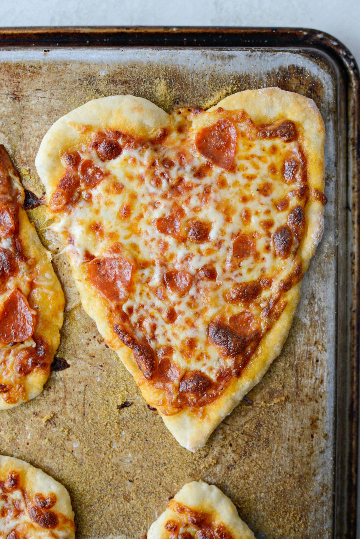 Discovering the Essence of Aesthetic Summer : Heart Shape Pizza