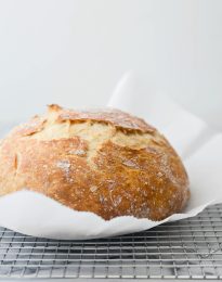 No-Knead Rustic Bread Loaf l SimplyScratch.com #homemade #noknead #bread #loaf #rustic #fromscratch #dutchoven #loaves