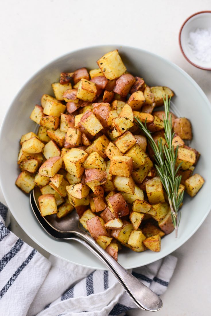 Simple Rosemary Breakfast Potatoes - Simply Scratch