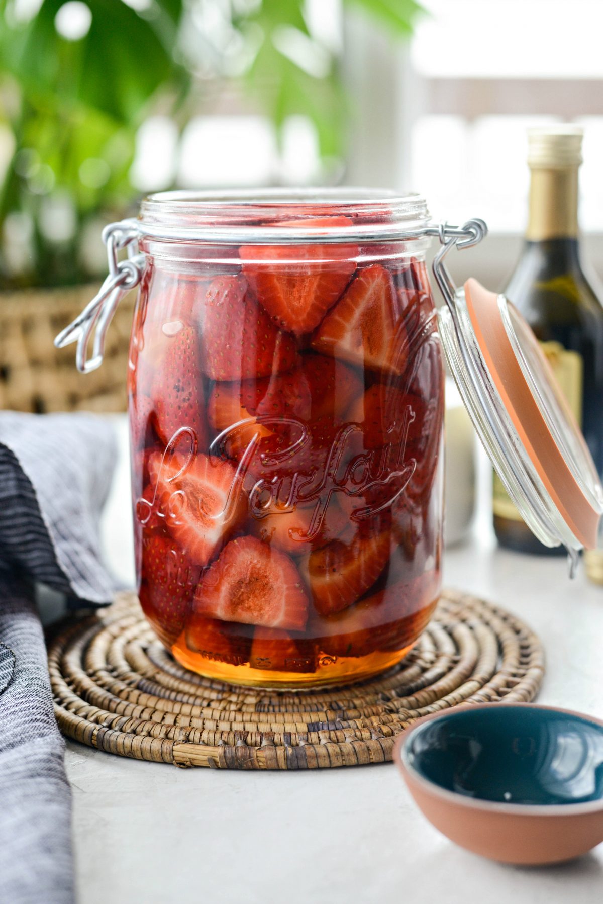 Pickled Strawberries l SimplyScratch.com #homemade #pickled #strawberries #easy #fromscratch #preserving