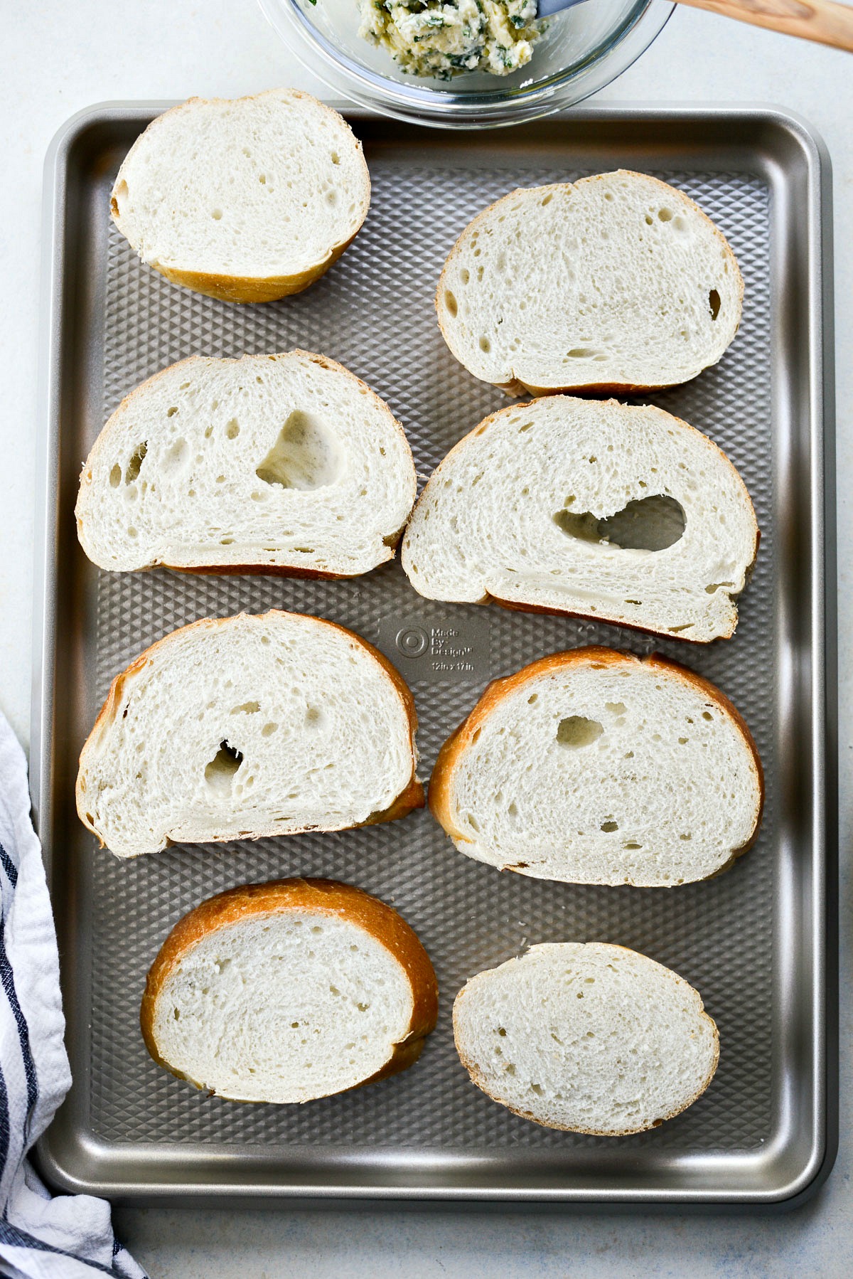 Easy Parmesan Herb Garlic Bread - Simply Scratch