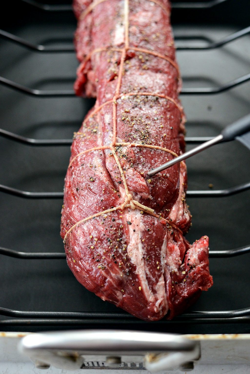 Black Pepper Crusted Beef Tenderloin Simply Scratch 