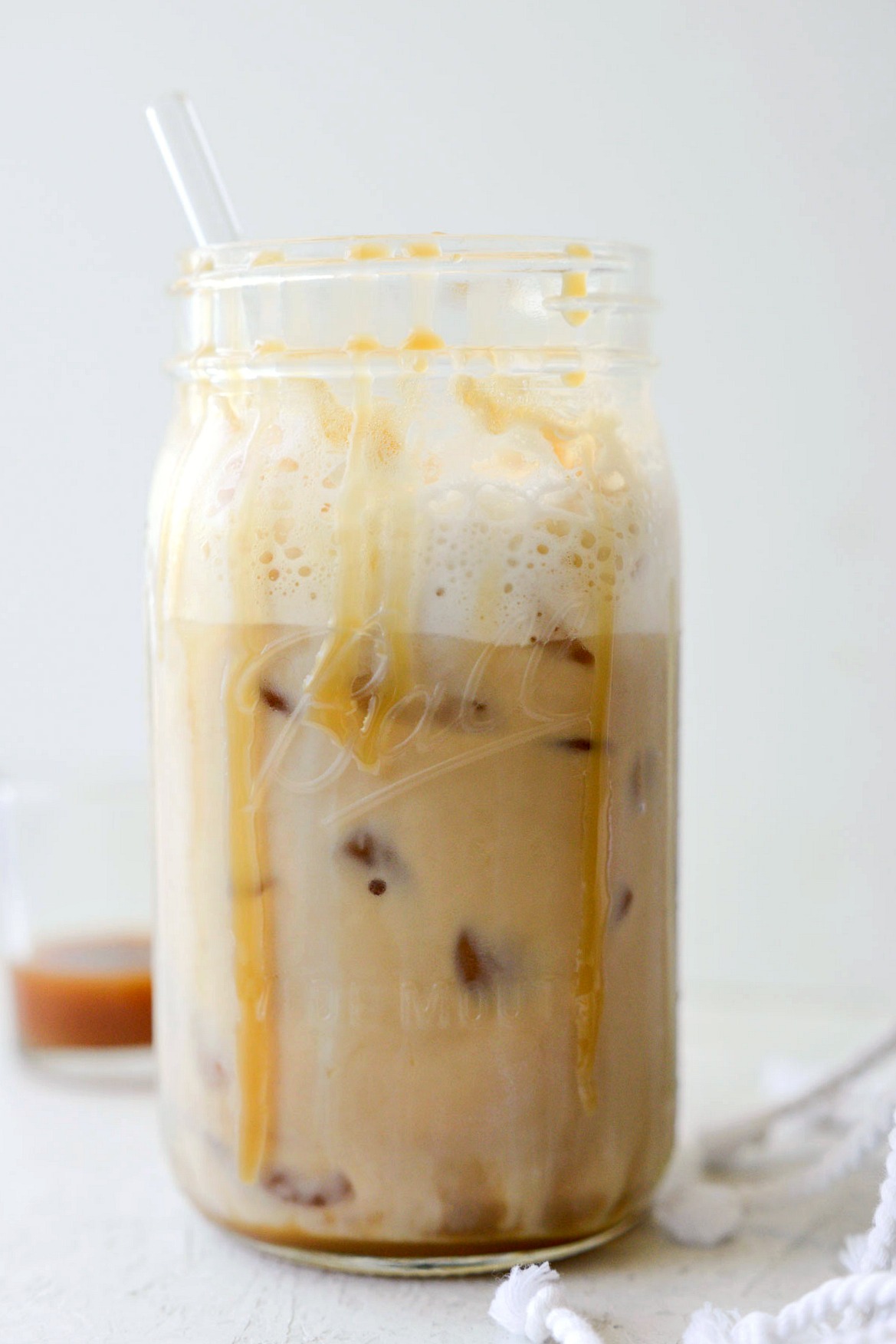 https://www.simplyscratch.com/wp-content/uploads/2020/06/Iced-Caramel-Vanilla-Latte-l-SimplyScratch.com-iced-coffee-caramel-vanilla-keurig-notsponsored-espresso-latte-13.jpg