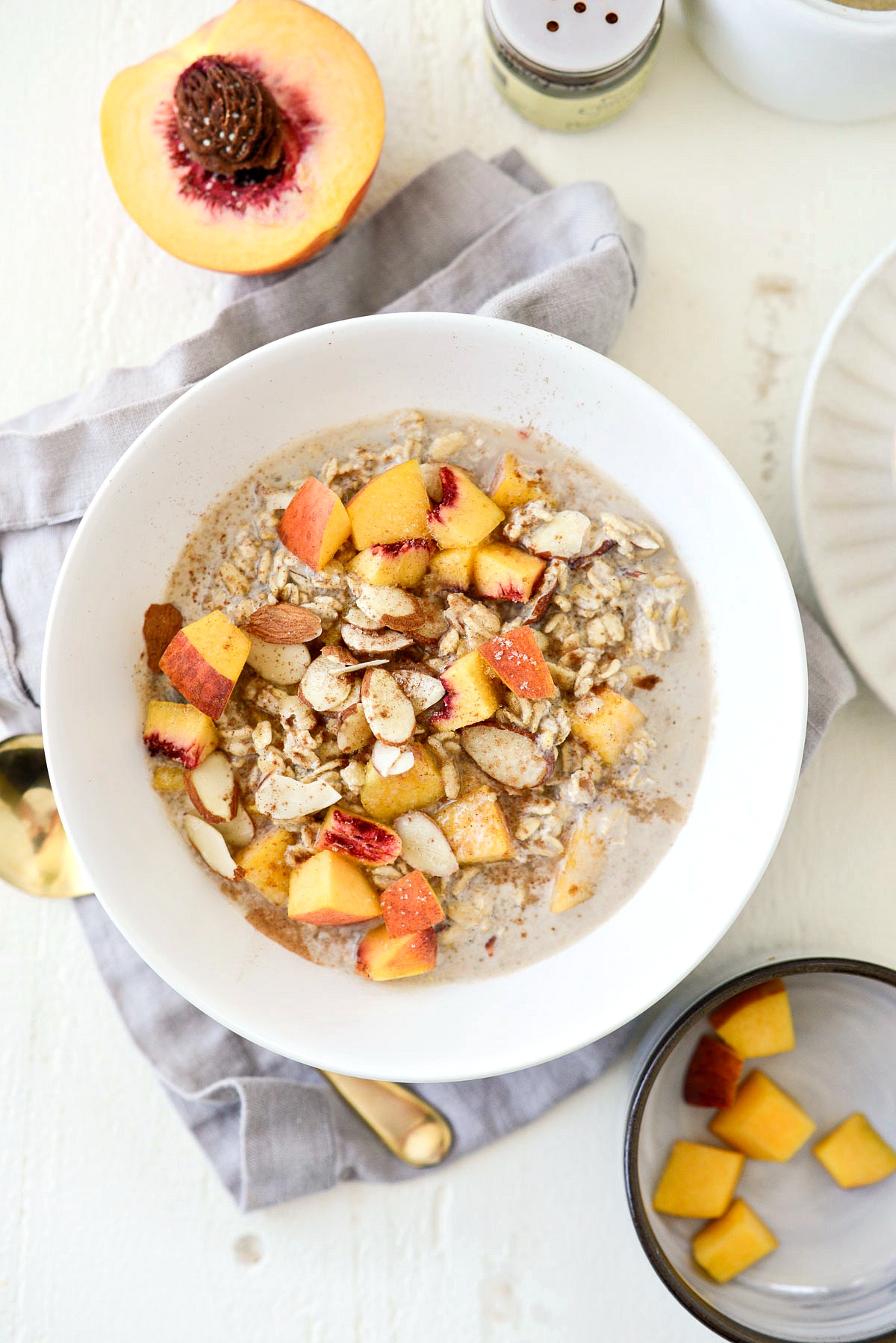 Vanilla Peach Overnight Oats - Simply Scratch