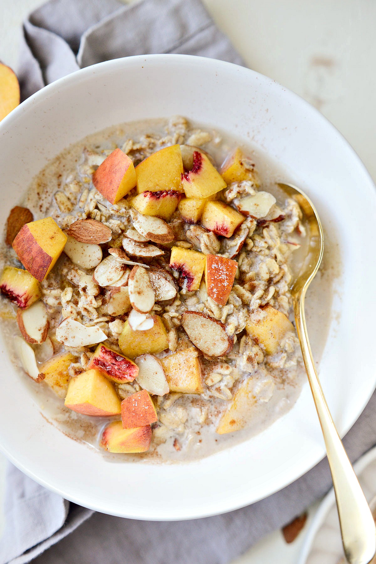 Vanilla Peach Overnight Oats - Simply Scratch