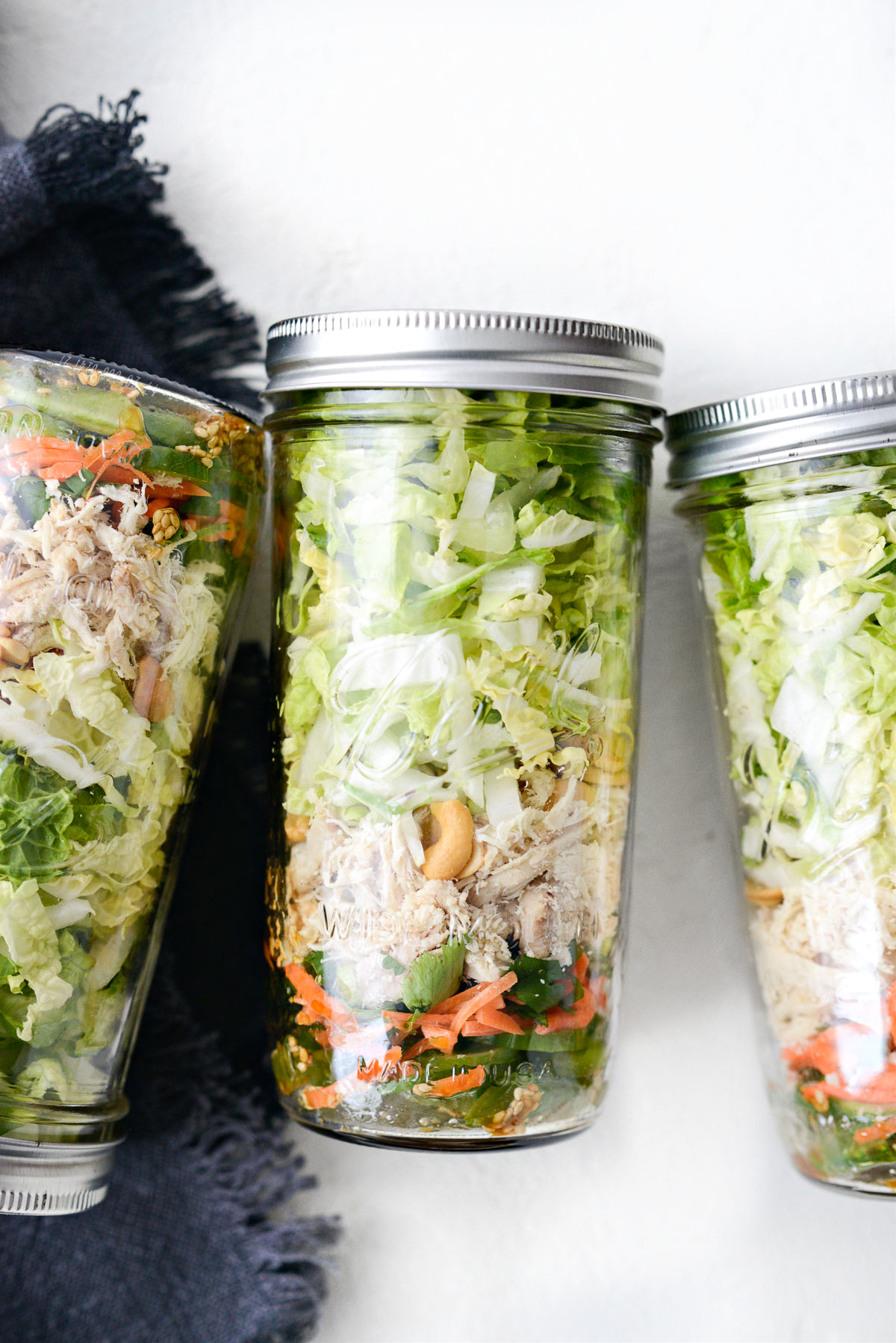 Mason jar salad with Asian dressing - Recipes 