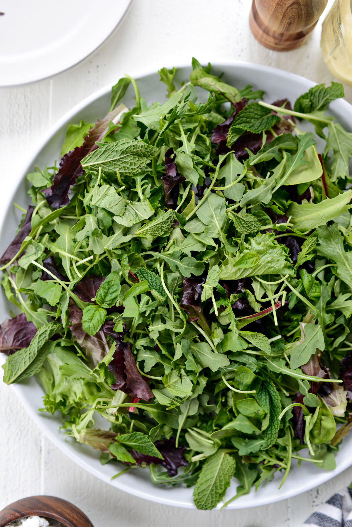 Blackberry Hazelnut Spring Salad - Simply Scratch