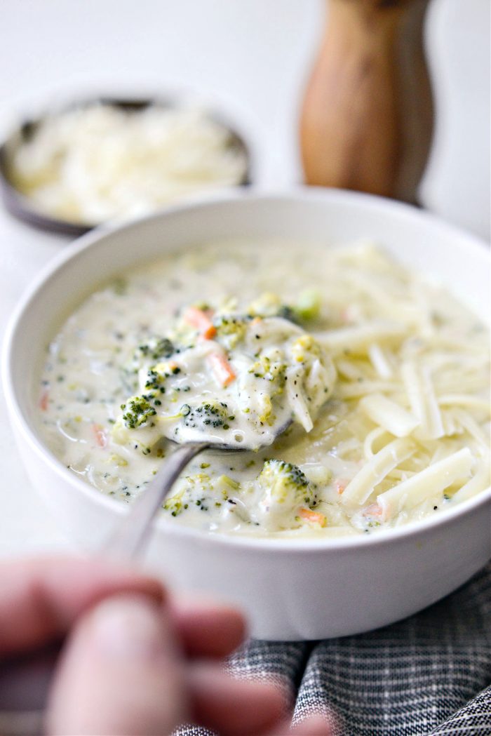 Simple Broccoli Cheddar Soup Recipe