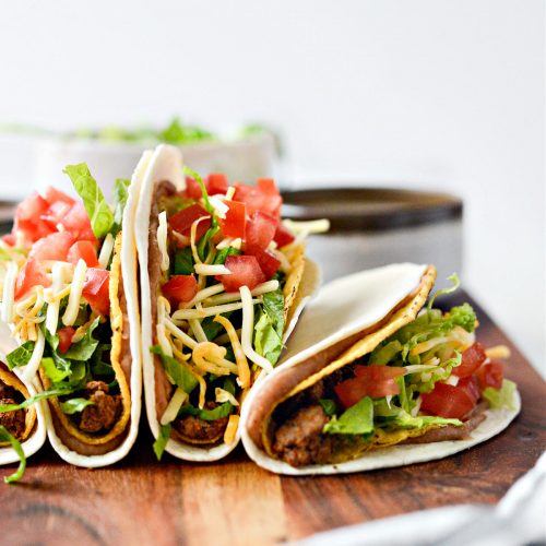 Our uniquely designed Taco Spoon makes filling and packing tacos easy.  Perfectly sized to fit between shells, these s…