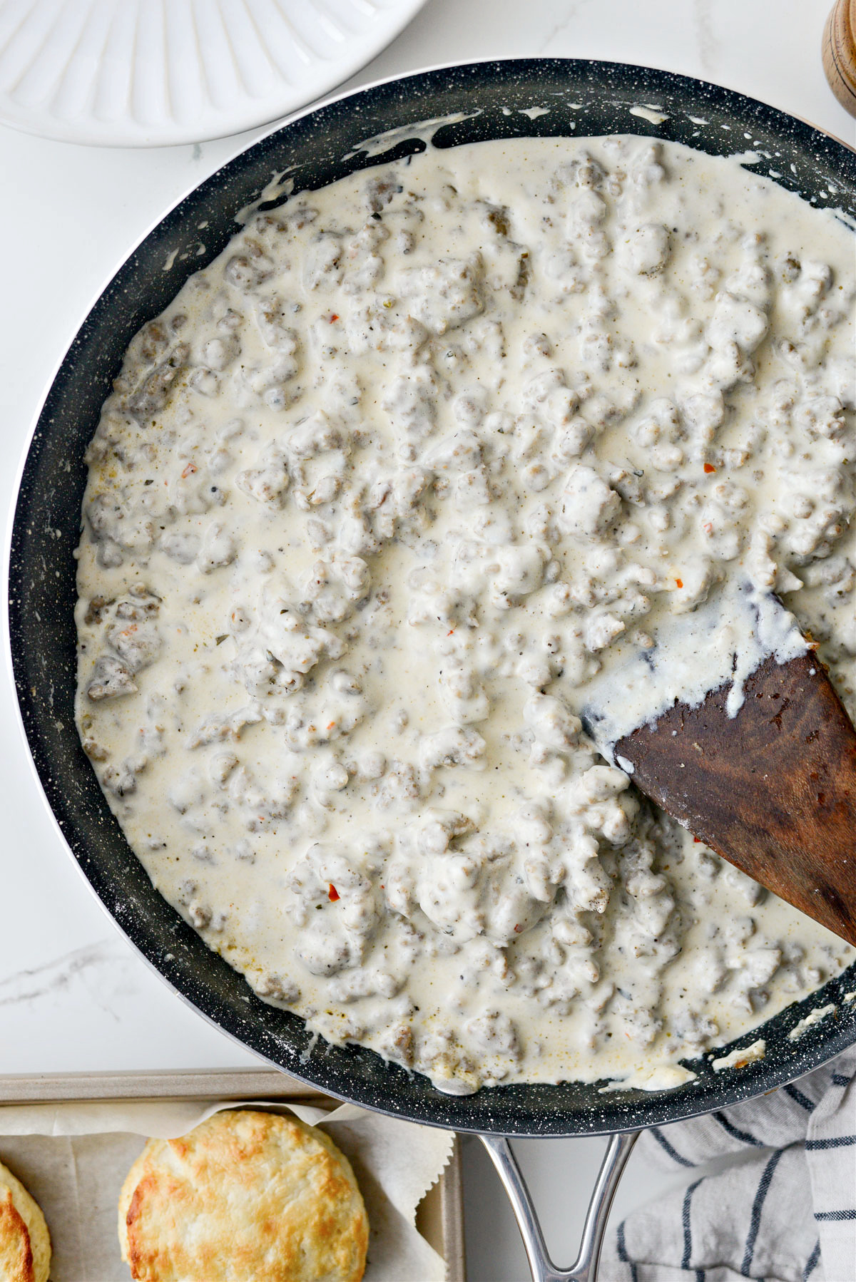 Homemade Spicy Breakfast Sausage Gravy - Simply Scratch