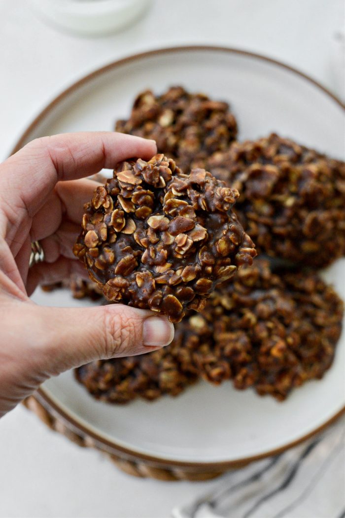 No-Bake Chocolate Oatmeal Cookies