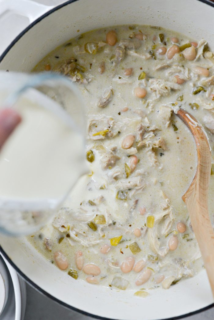 Creamy White Chicken Chili – Modern Honey