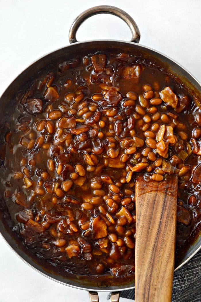 5-Ingredient Barbecue Bacon Baked Beans