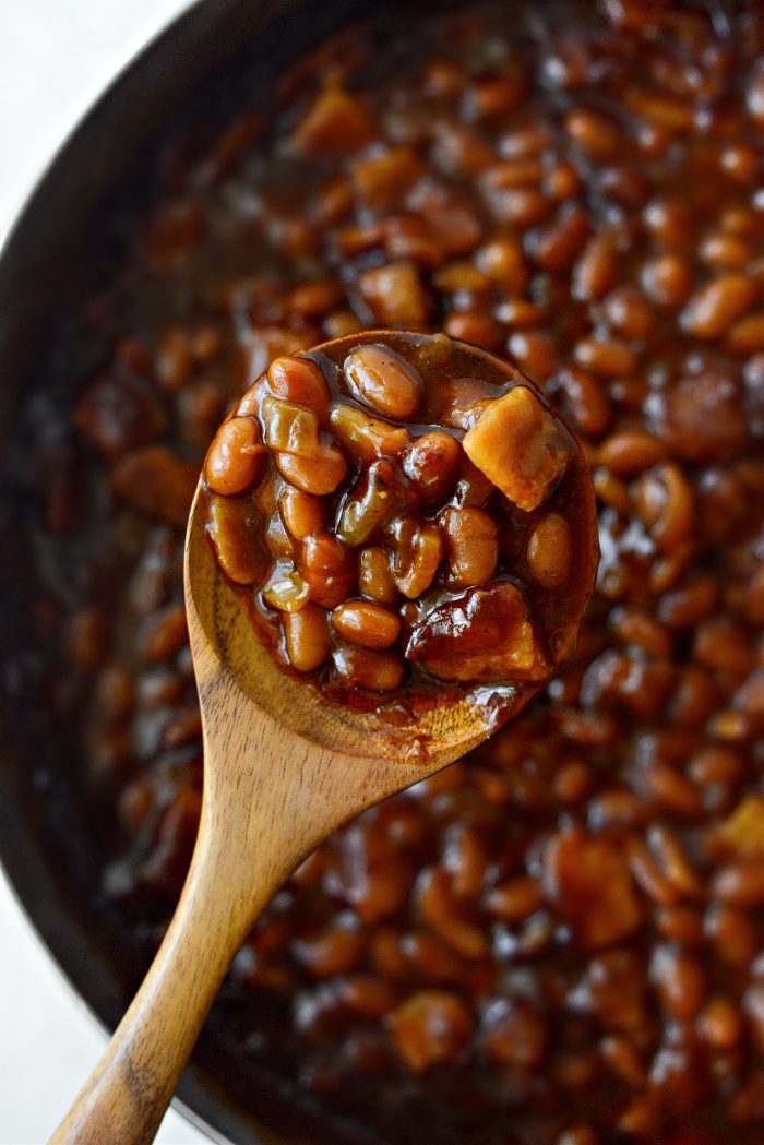 5-Ingredient Barbecue Bacon Baked Beans