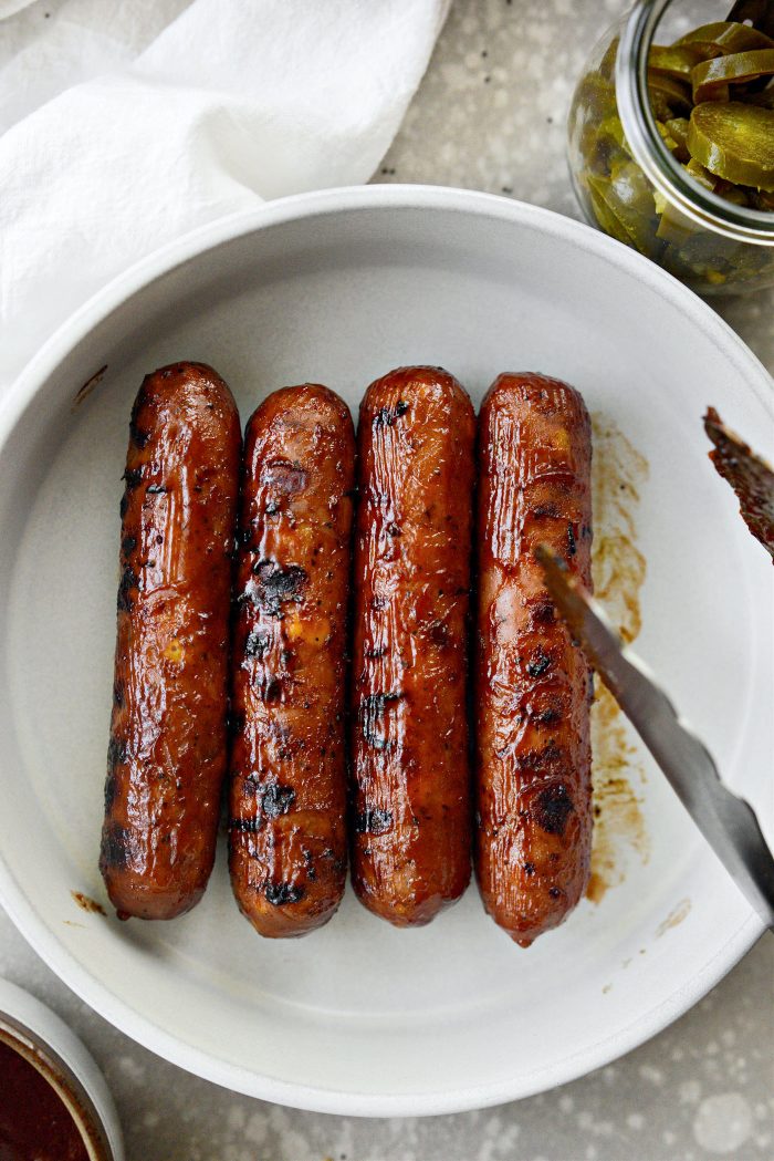 saucy grilled chicken brats