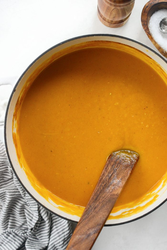 Homemade Fall Pumpkin Soup