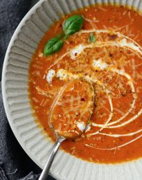 spoonful of Roasted Garlic Tomato Basil Soup