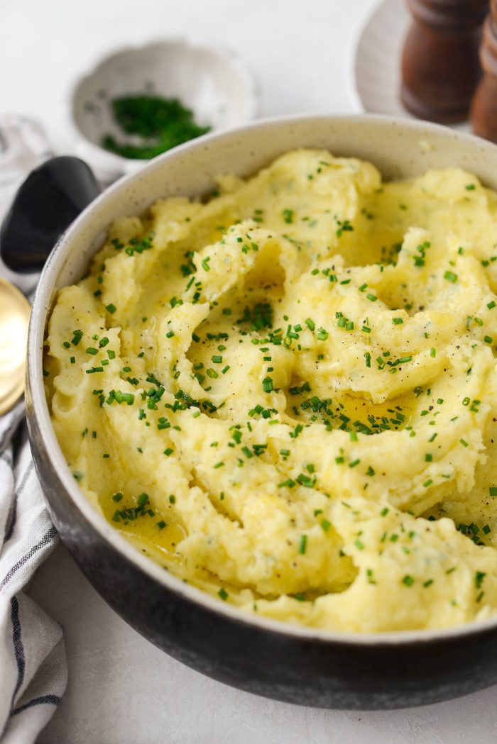 Crème Fraîche and Chive Mashed Potatoes