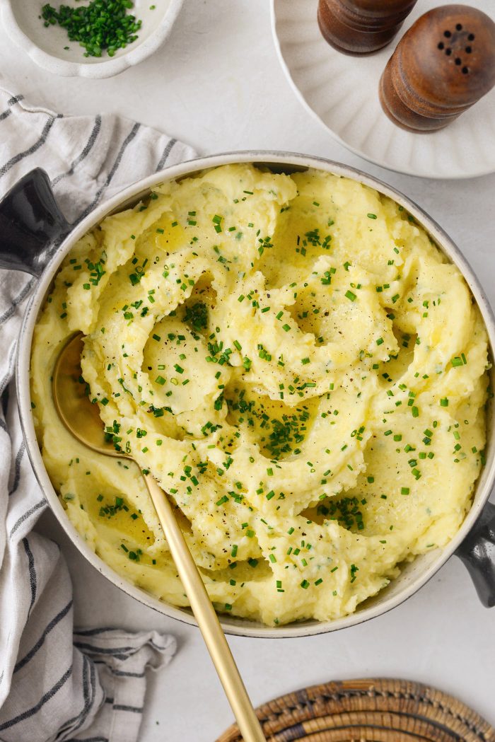 Crème Fraîche and Chive Mashed Potatoes