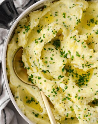 Crème Fraîche and Chive Mashed Potatoes