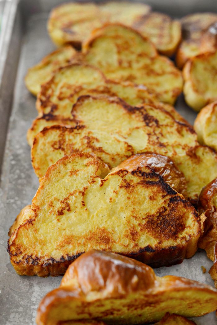 keep French toast warm in a low oven