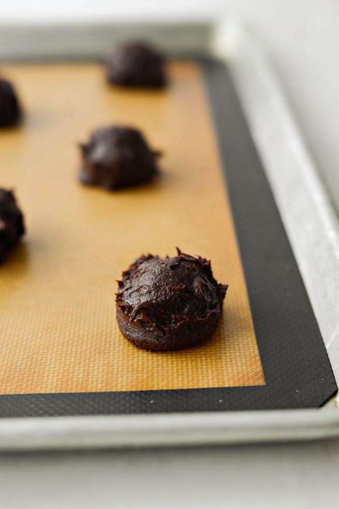 arrange scoops of cookie dough on prepared pans